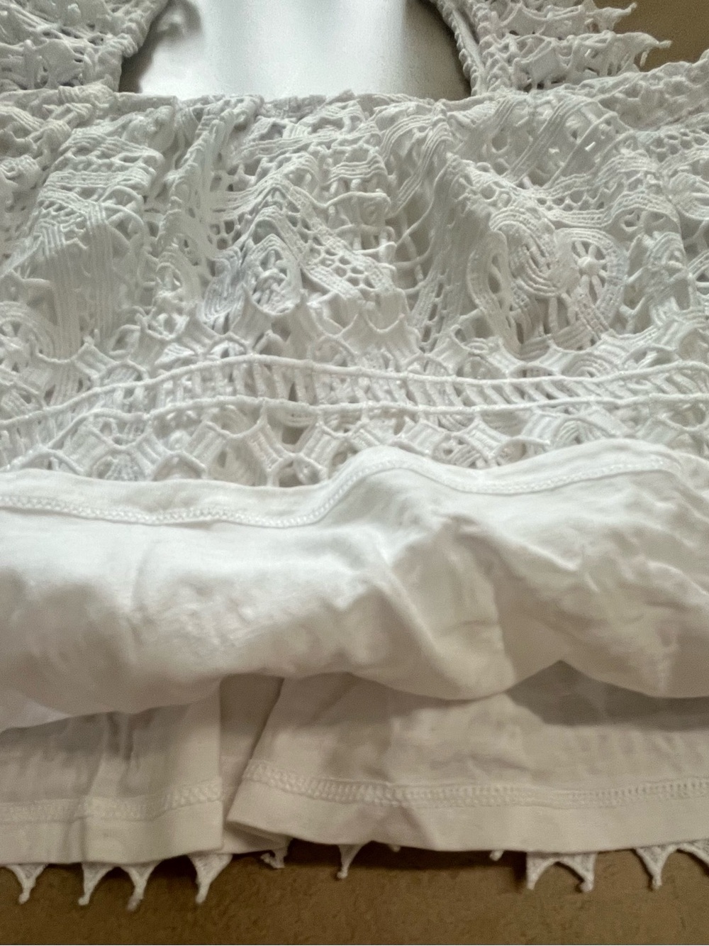 NWT Express White Crochet Lace Boho Ruffled Crop Tank Top Size Small - Picture 5 of 11